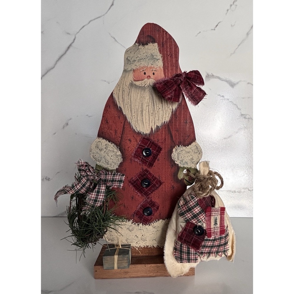 Painted Folk Art Wood Santa Rustic Cabin Christmas Plaid Buttons Stand wreath